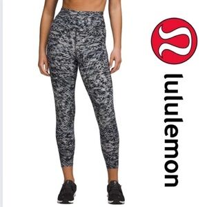 Lululemon Base Pace High-Rise Tight 25"